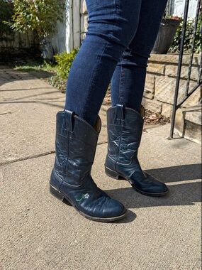 Vintage Nocona Cowboy Boots – Made in USA – Women’s Size 8B